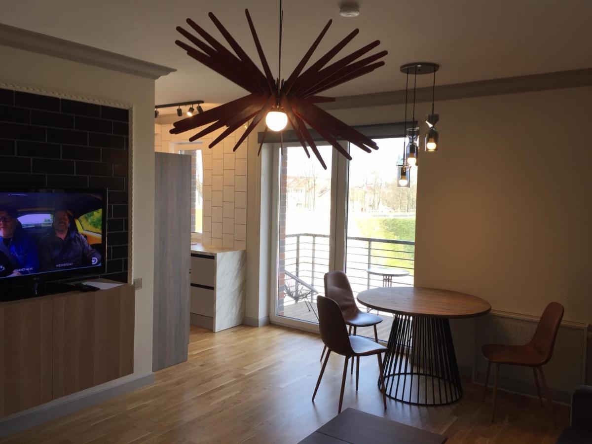 Riverside Apartment Self Check-In ไคลเพดา ภายนอก รูปภาพ