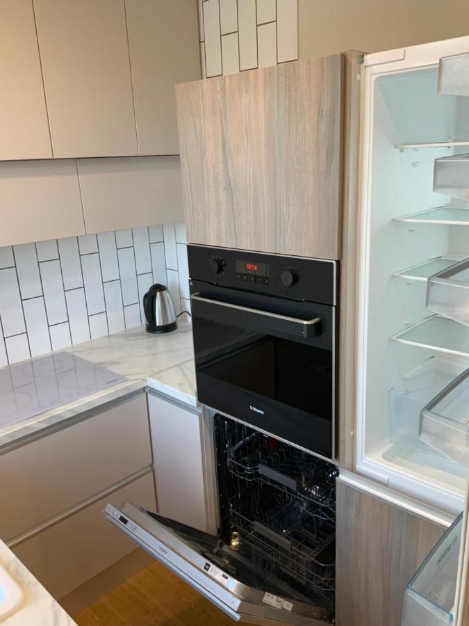 Riverside Apartment Self Check-In ไคลเพดา ภายนอก รูปภาพ