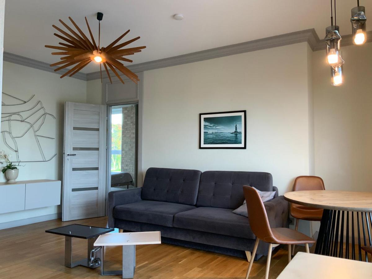 Riverside Apartment Self Check-In ไคลเพดา ภายนอก รูปภาพ